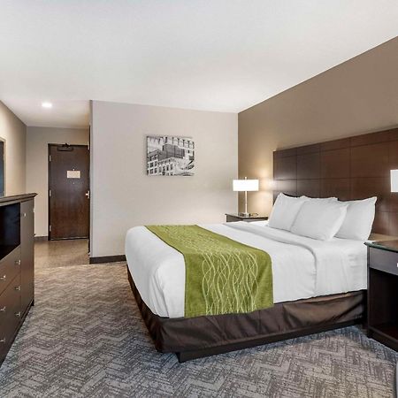 Comfort Inn & Suites Tualatin - Lake Oswego South Exterior foto