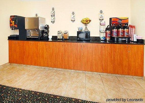 Comfort Inn & Suites Tualatin - Lake Oswego South Restaurant foto